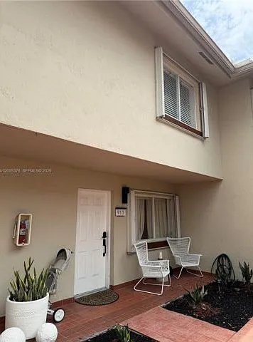431 NW 82nd Ave #913 — Photo 1