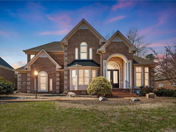 102 The Machrie, Smithfield, VA 23430