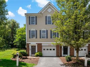 249 Persimmon Ln N, Canonsburg, PA 15317