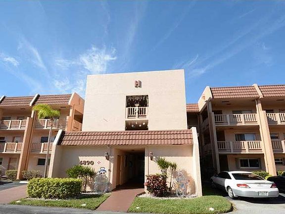 3rd image of 6890 Royal Palm Blvd APT 205H