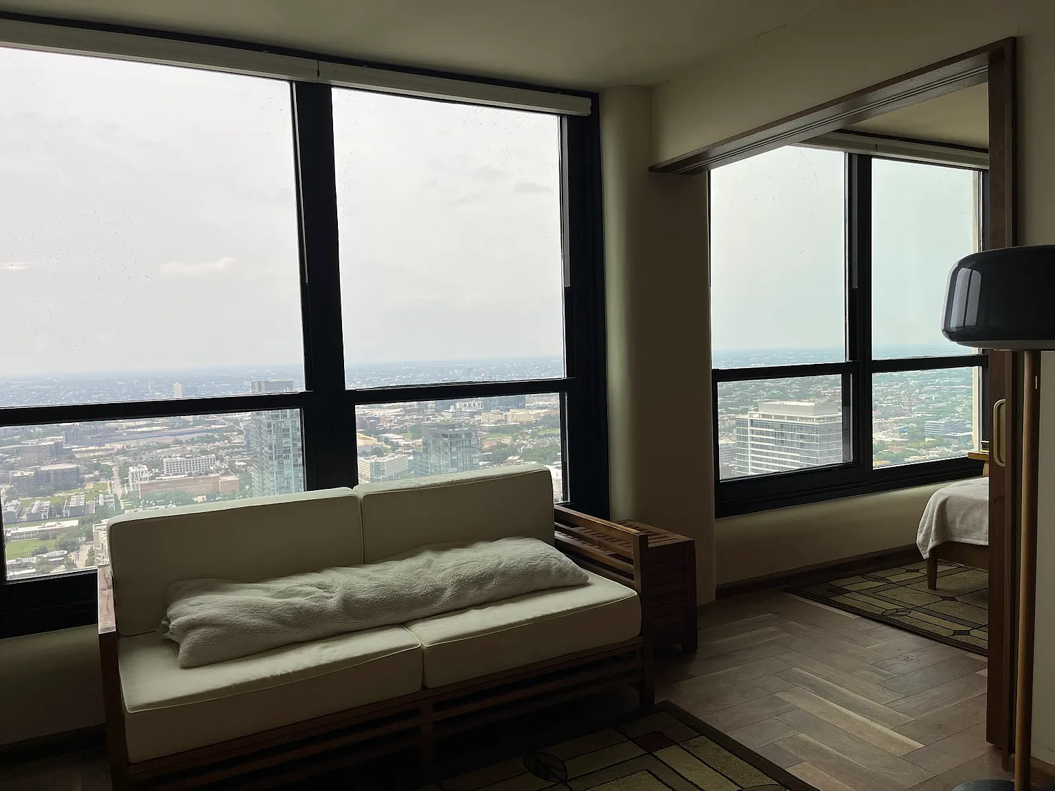 1 bed, 800 sqft, $2,450 — Photo 3