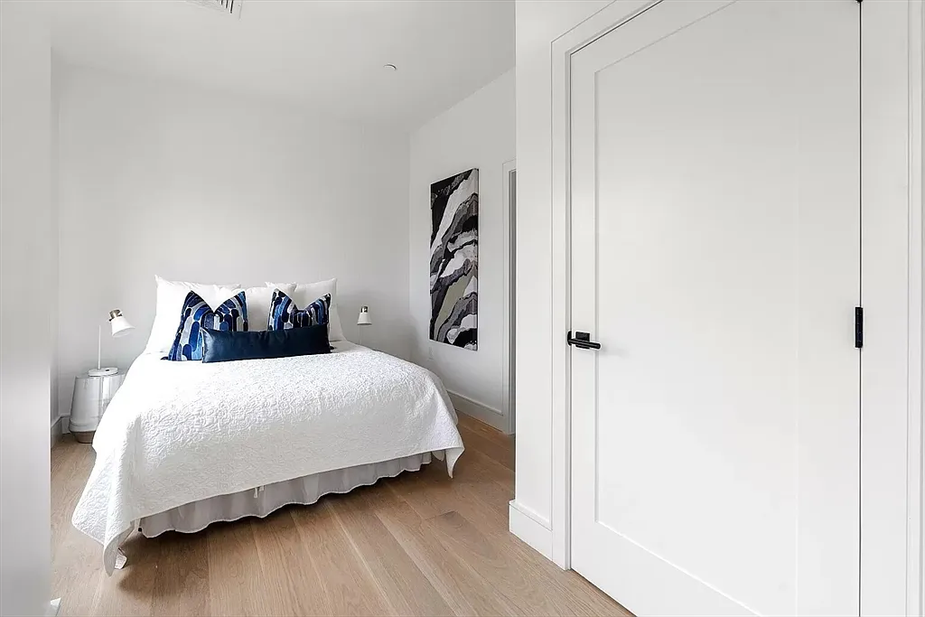 Studio, 540 sqft, $2,795 — Photo 1