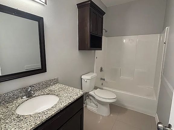 4th image of 1222 Escondido Ln E #2