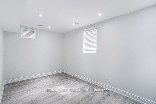 63 Belvidere Ave #BASEMENT — Photo 13