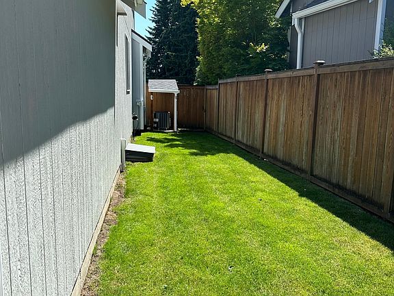 2nd image of 5049 Chambers Creek Loop SE
