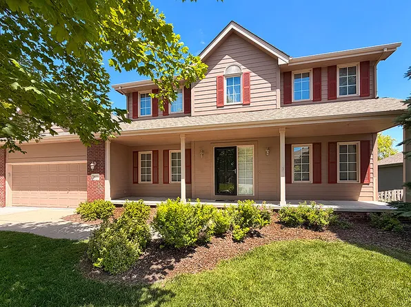 8123 S 104th St, La Vista, NE 68128