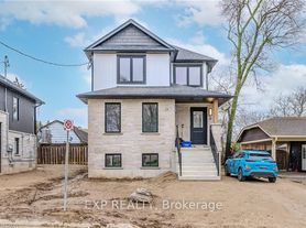 22 Hincks St, Wilmot, ON