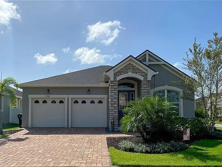 7902 Corkfield Ave — Photo 1