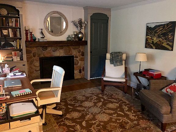 living room/office