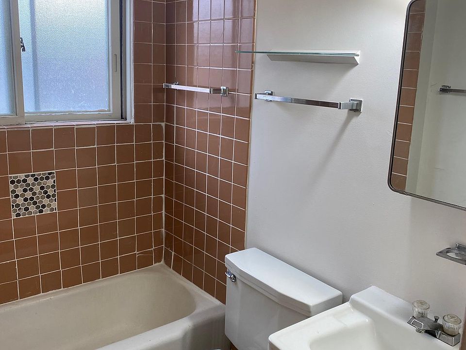 2nd image of 118 W Virginia St #12