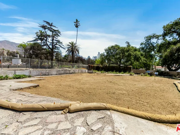 421 E Mendocino St, Altadena, CA 91001