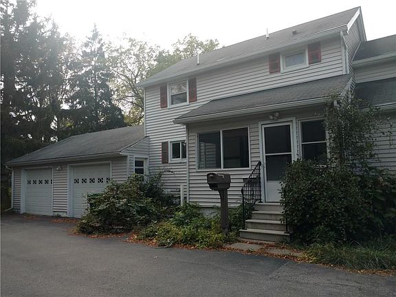 2nd image of 42 Barry St