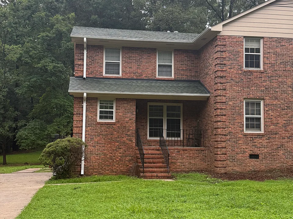 1 Stayman Cir #B