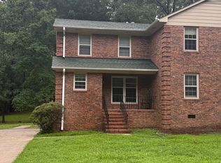 1 Stayman Cir #B, Chapel Hill, NC 27514