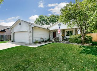 2005 N Parkdale Ct, Wichita, KS 67212