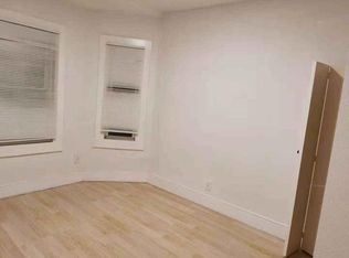 150 Maverick St APT 3, Chelsea, MA 02150