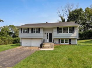 125 Hilltop Rd, Monroe, NY 10950