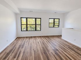 590 Kosciuszko St, Brooklyn, NY