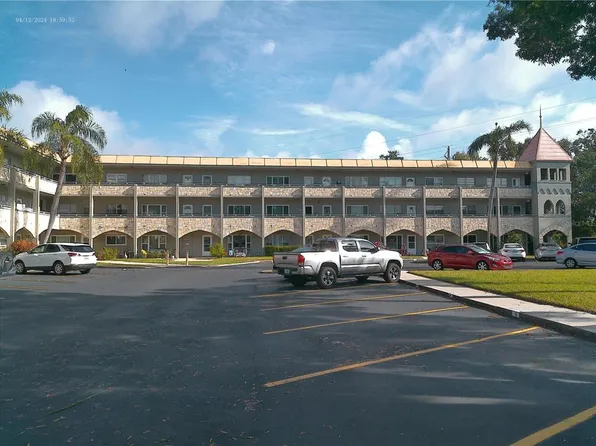 2462 Brazilia Dr APT 44, Clearwater, FL 33763