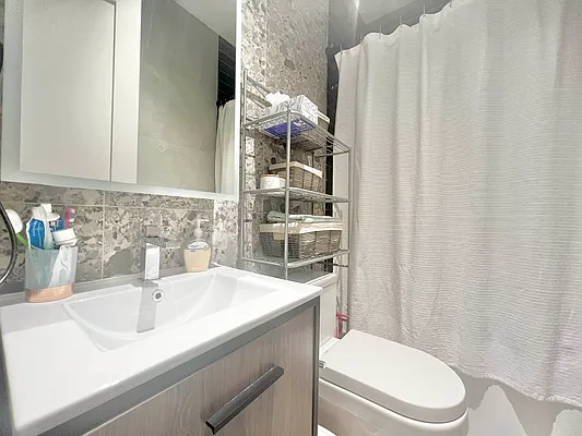 Rented by Doorway NYC, LLC | media 20