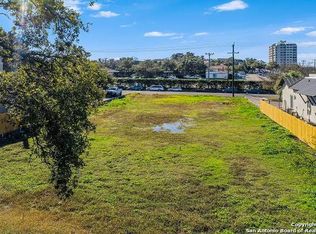 203 Burr Rd, Terrell Hills, TX 78209