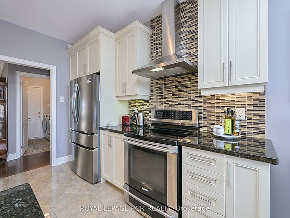 5th image of 141 Ridge Way