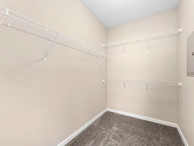 558 Colony Park Dr #301 — Photo 31