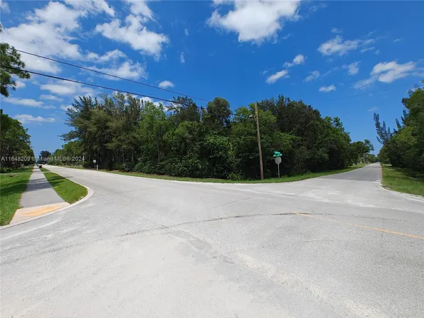 125 Avenue, Jupiter, FL 33478