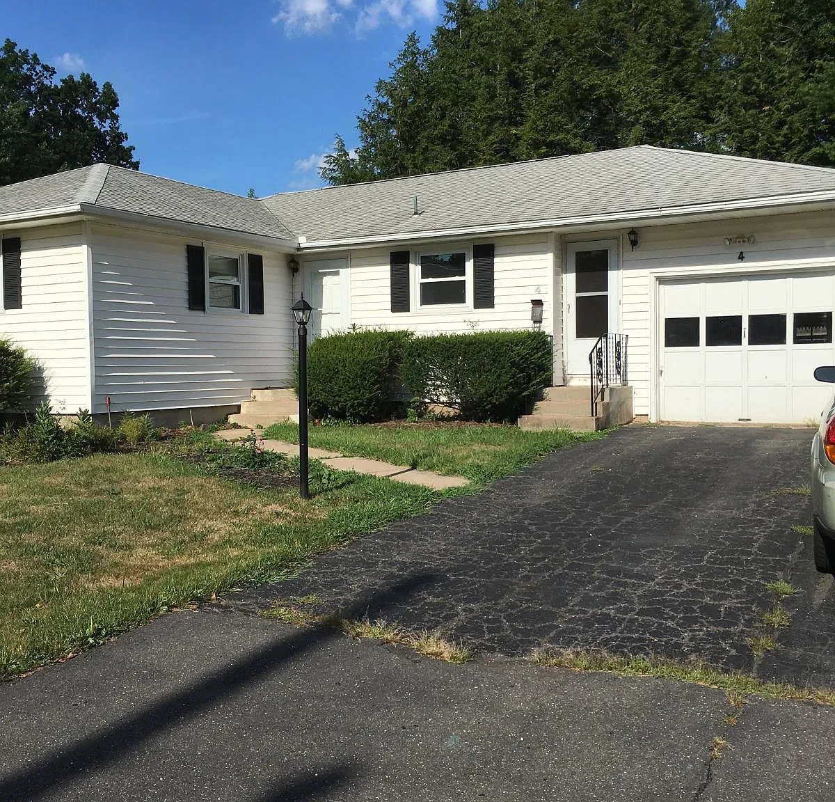 4 Northbrook Drive — Photo 3