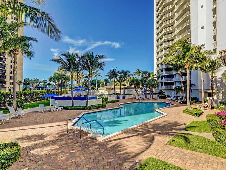 3000 N Ocean Dr — Photo 65