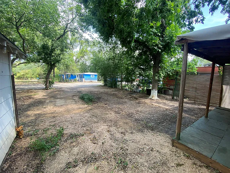 401 Chaparral Rd #K — Photo 2