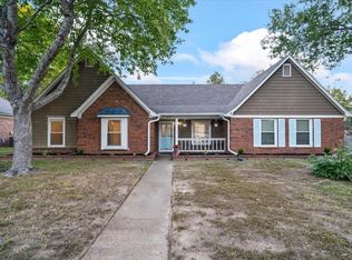 406 Ashley Dr, Collierville, TN 38017