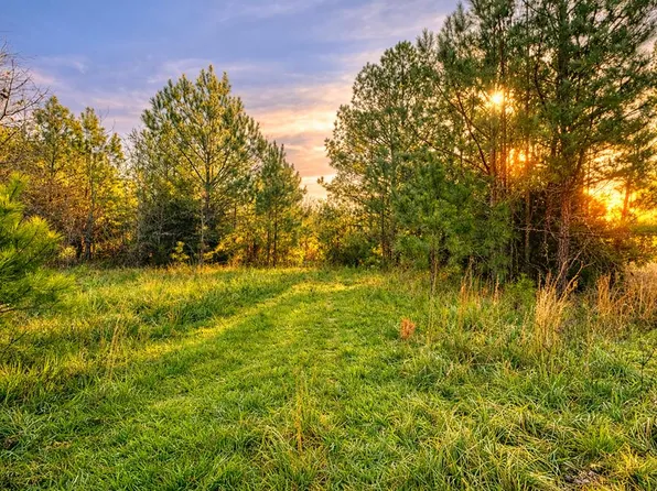 83 Three B Dr, Abbeville, SC 29620