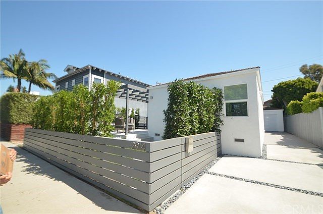 1st image of 2914 Ocean Ave
