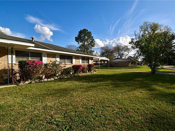 2nd image of 6135 Coco Dr