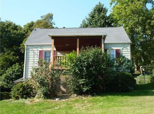 514 Southern Ave, Coraopolis, PA 15108