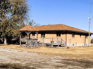 1175 U Rd, Larned, KS 67550