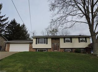101 Rauch Dr, Marietta, OH 45750