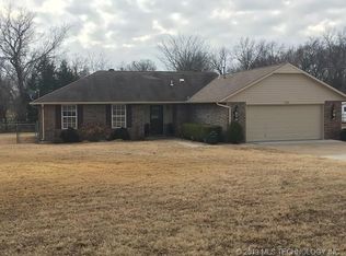 123 Morning Star Cir, Fort Gibson, OK 74434