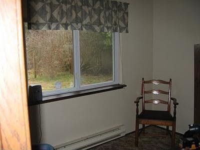 4th image of 617 186th St E