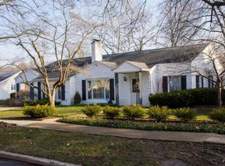1210 Prospect Dr, Mishawaka, IN 46544