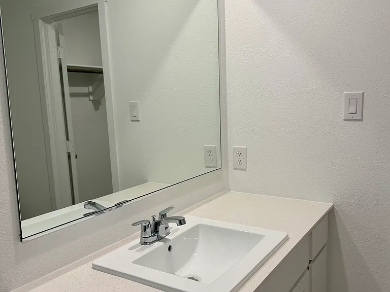 1332 Alfred St — Photo 19