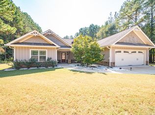 917 Greenburt Rd, Seale, AL 36875
