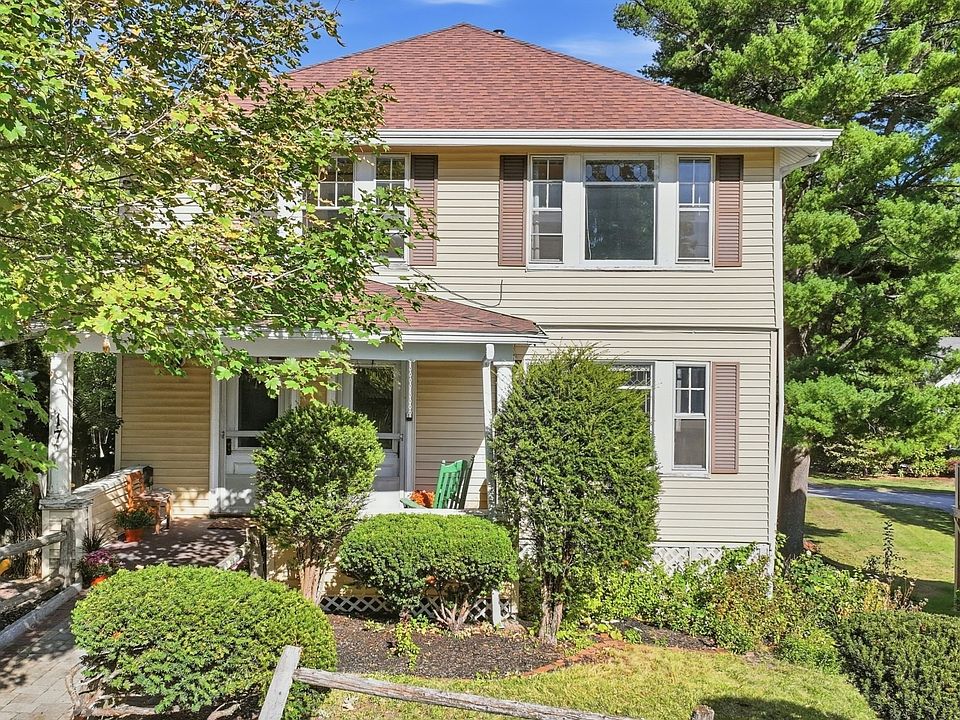 1st image of 17 Sawin St