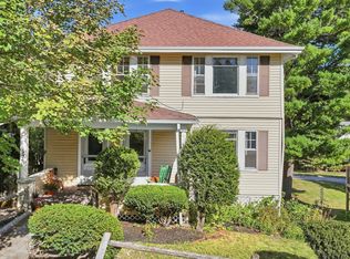 17 Sawin St, Natick, MA 01760