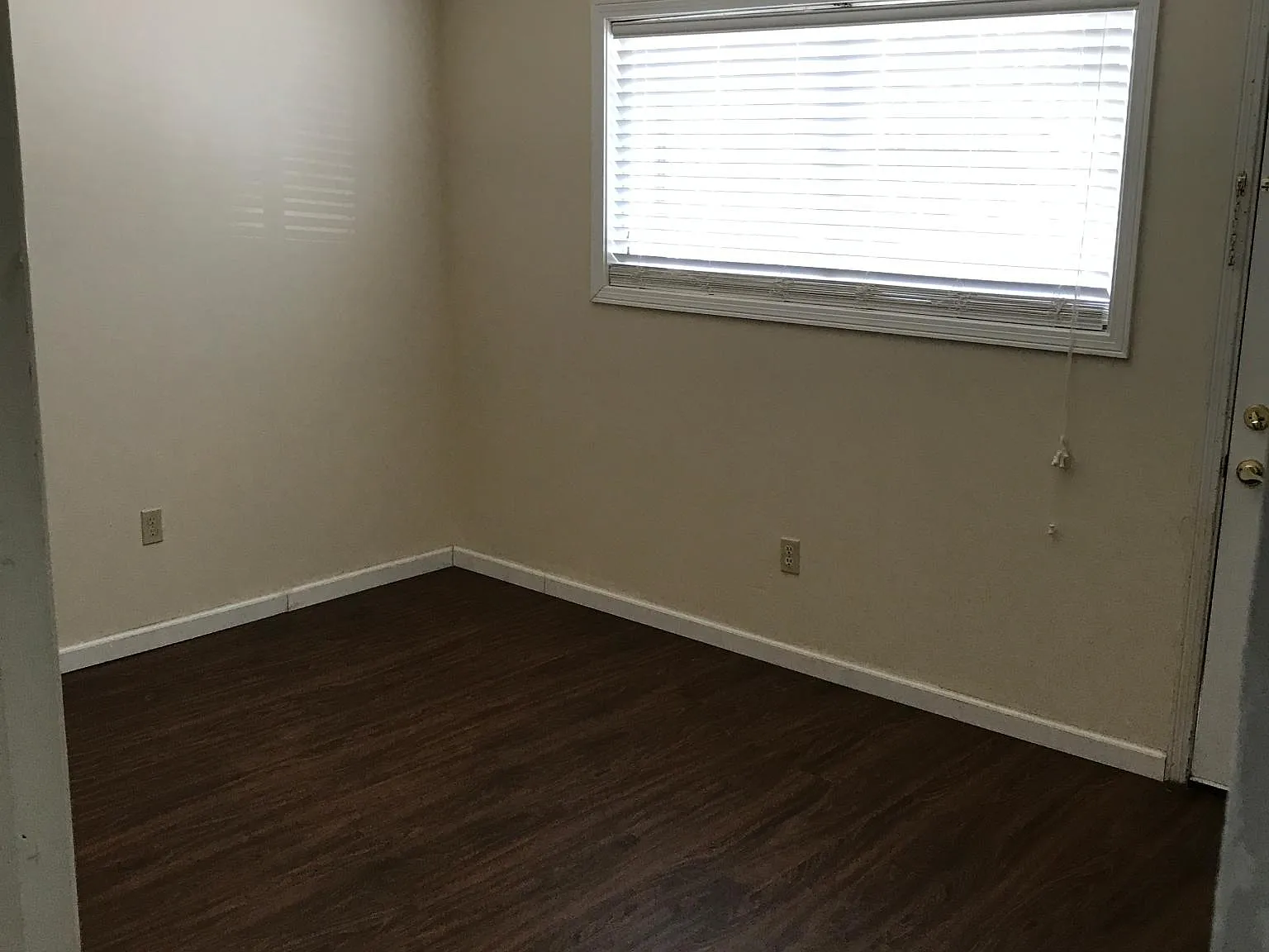 2 bed, 750 sqft, $850 — Photo 4