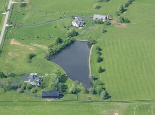 3280 N Cleveland Rd, Lexington, KY 40516