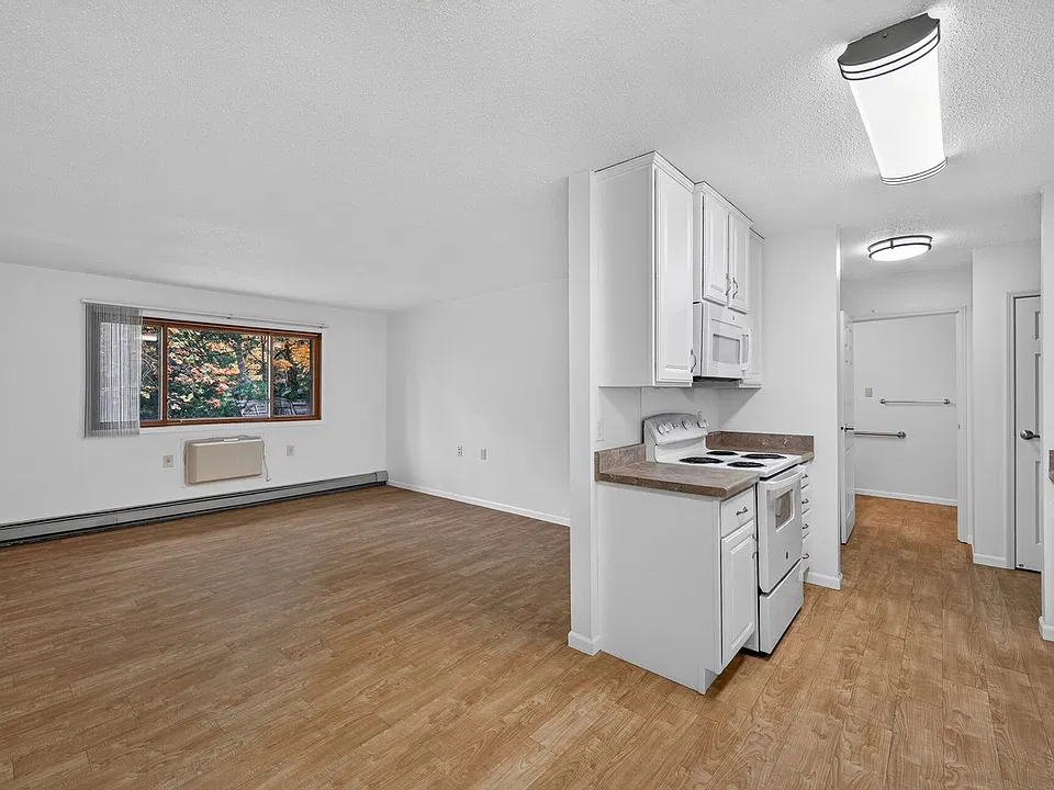 Northern Oak Apartment