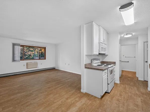 Northern Oak Apartment, 6188 Pecan St #1-103, North Branch, MN 55056