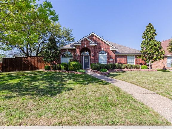 3rd image of 4563 Oak Shores Dr